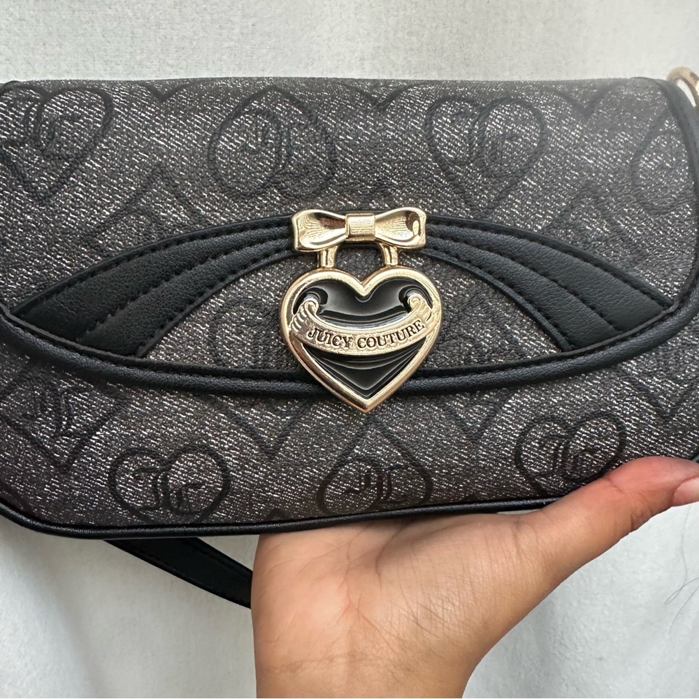 JUICY COUTURE Liquorice Precious Moments Flat Shoulder Black Shoulder Bag/Purse - Picture 4 of 4